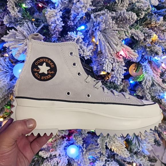 Converse Shoes - Converse Run Star Hike Sherpa Trim Shoes Size 8.5 Men/10 Women